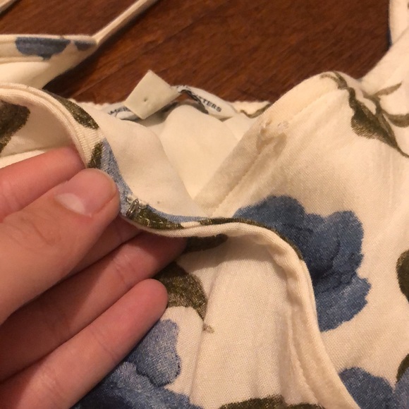 American Eagle Summer Sun Dress Size M. Blue Flowers - Picture 6 of 6